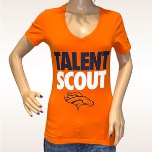Nike NFL Denver Broncos "Talent Scout" V-Neck Tee Shirt T-Shirt Size Small VGC